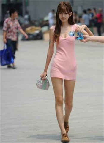 双胞胎姐妹的幸福生活