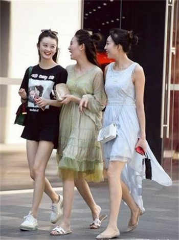 小说女主姓夏男主姓陆
