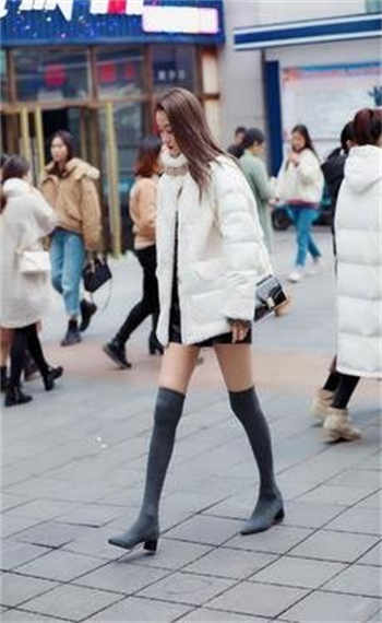 小学生早恋接吻视频