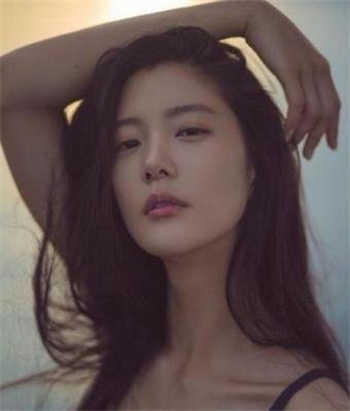 第一献妻经历燕子