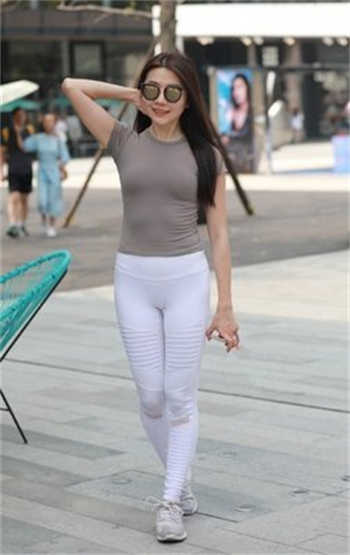 捷哥qingweiyingjie