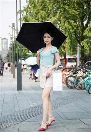 爱情公寓诸葛大力是我女儿