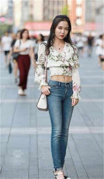 黑哥冲料镇江实验高中老师