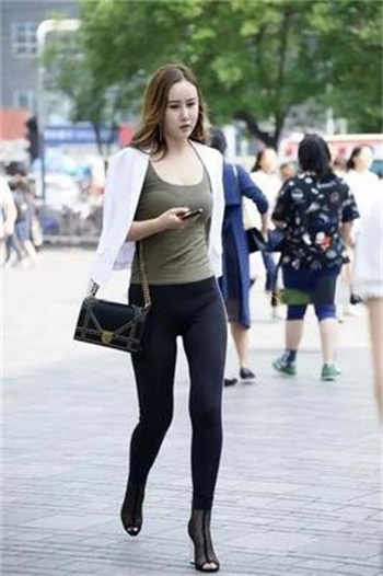 靠谁不如靠自己图片