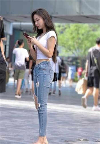 女人看到花的心情短语
