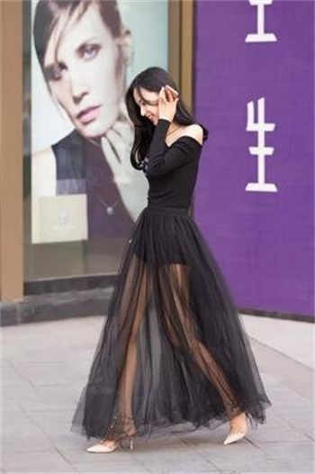 女组客不交房租电影