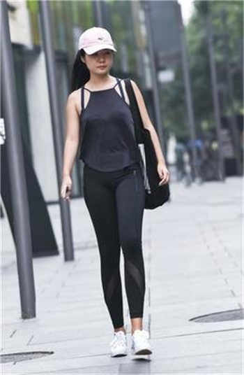 名门闪婚神秘老公不见面