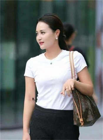 松江大学城小红灯